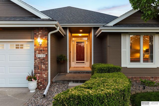 2117 Leigh Street, Papillion, NE 68133