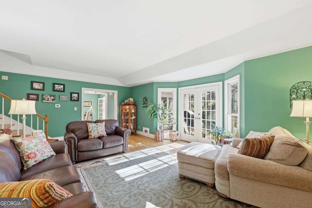 783 Holly Drive, Gainesville, GA 30501