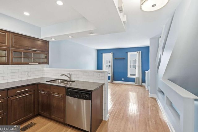 856 Saint Charles Avenue NE 8, Atlanta, GA 30306