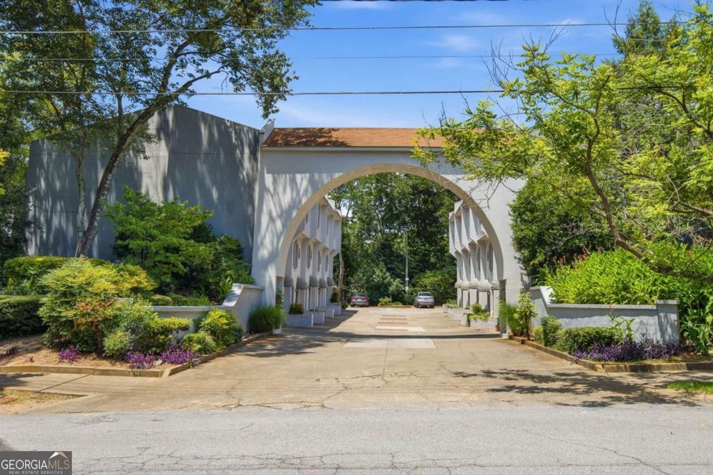 856 Saint Charles Avenue NE 8, Atlanta, GA 30306