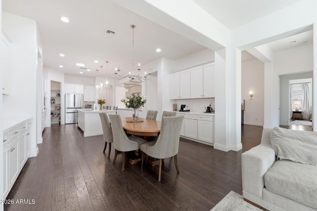 3031 E WILDHORSE Drive, Gilbert, AZ 85297