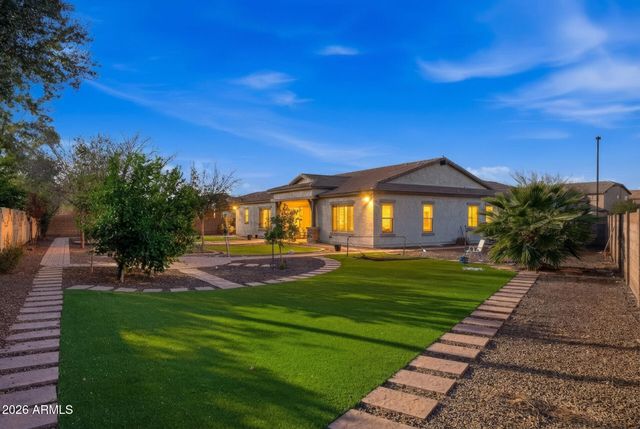 3031 E WILDHORSE Drive, Gilbert, AZ 85297