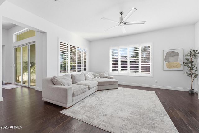 3031 E WILDHORSE Drive, Gilbert, AZ 85297