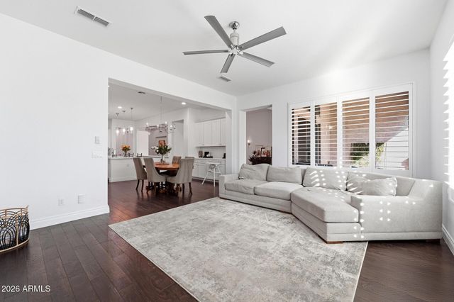 3031 E WILDHORSE Drive, Gilbert, AZ 85297