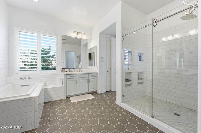 3031 E WILDHORSE Drive, Gilbert, AZ 85297