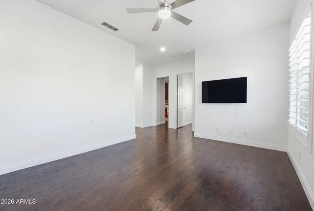 3031 E WILDHORSE Drive, Gilbert, AZ 85297