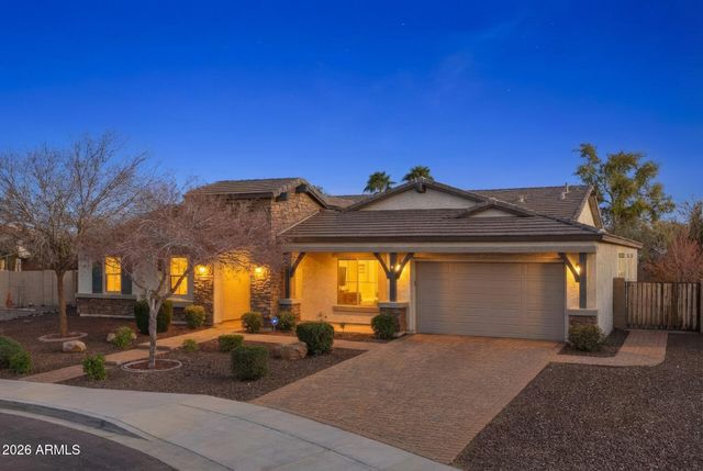 3031 E WILDHORSE Drive, Gilbert, AZ 85297