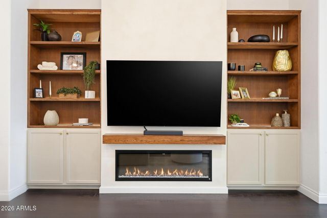 3031 E WILDHORSE Drive, Gilbert, AZ 85297