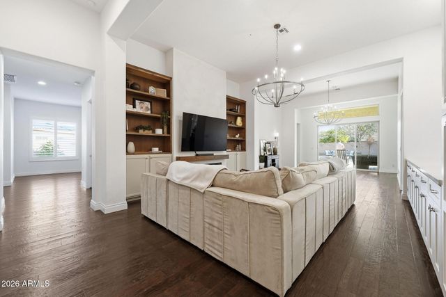 3031 E WILDHORSE Drive, Gilbert, AZ 85297