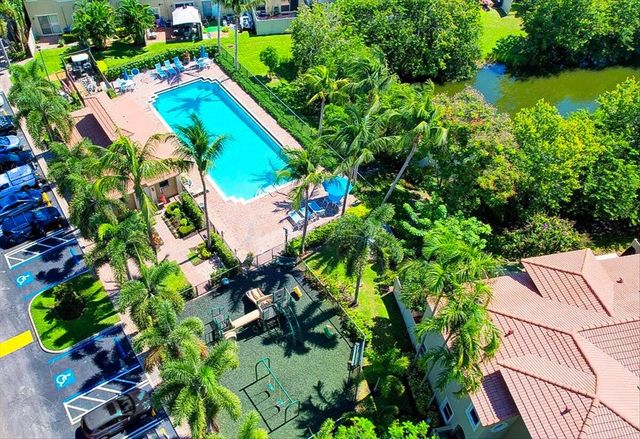 297 Lake Monterey Circle, Boynton Beach, FL 33426