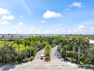 297 Lake Monterey Circle, Boynton Beach, FL 33426