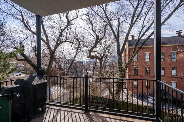 423 Milton Street, Cincinnati, OH 45202