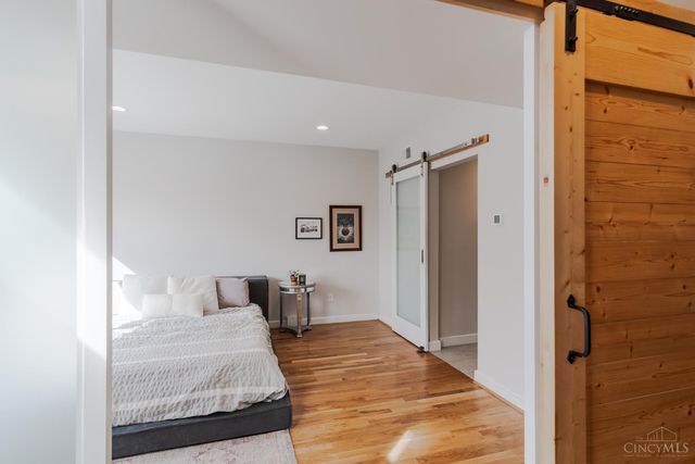 423 Milton Street, Cincinnati, OH 45202