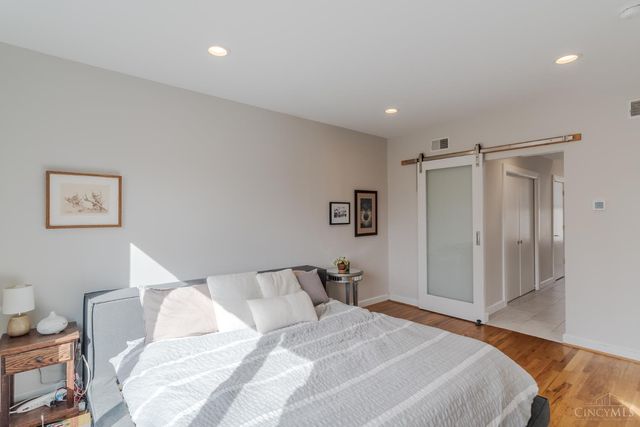 423 Milton Street, Cincinnati, OH 45202