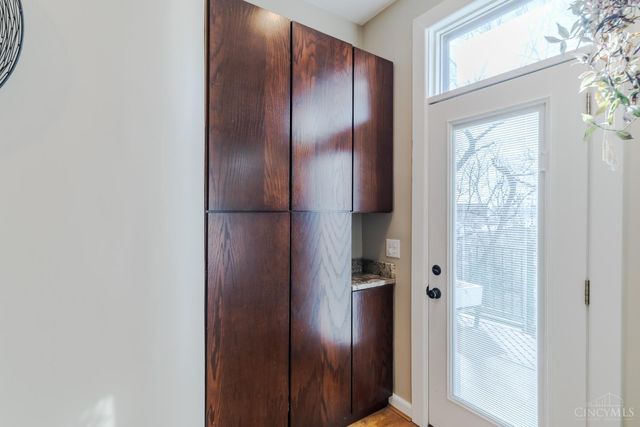 423 Milton Street, Cincinnati, OH 45202