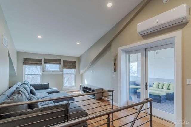 423 Milton Street, Cincinnati, OH 45202