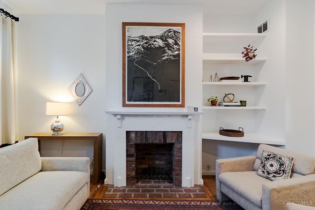 423 Milton Street, Cincinnati, OH 45202