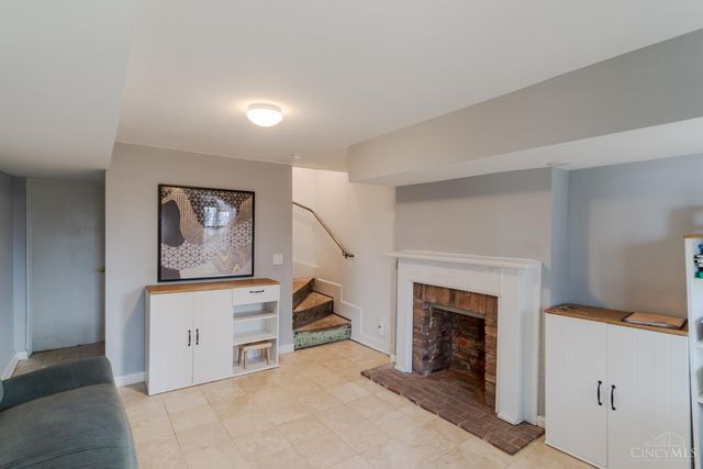 423 Milton Street, Cincinnati, OH 45202