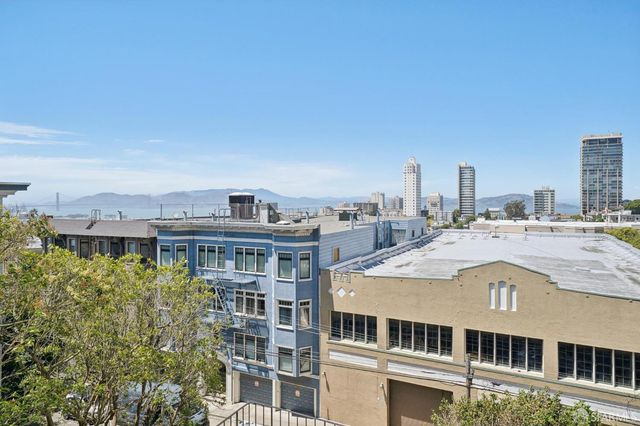 1333 JONES Street 406, San Francisco, CA 94109