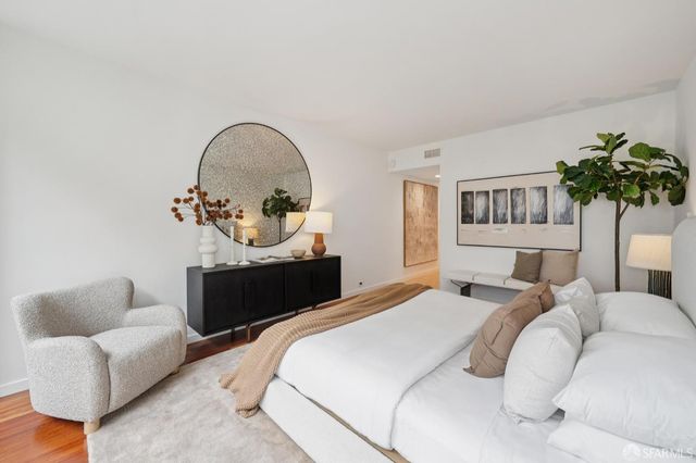 1333 JONES Street 406, San Francisco, CA 94109