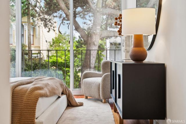 1333 JONES Street 406, San Francisco, CA 94109