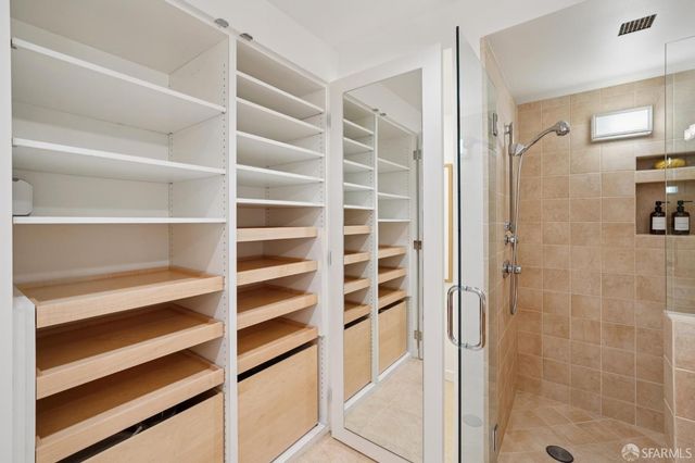 1333 JONES Street 406, San Francisco, CA 94109