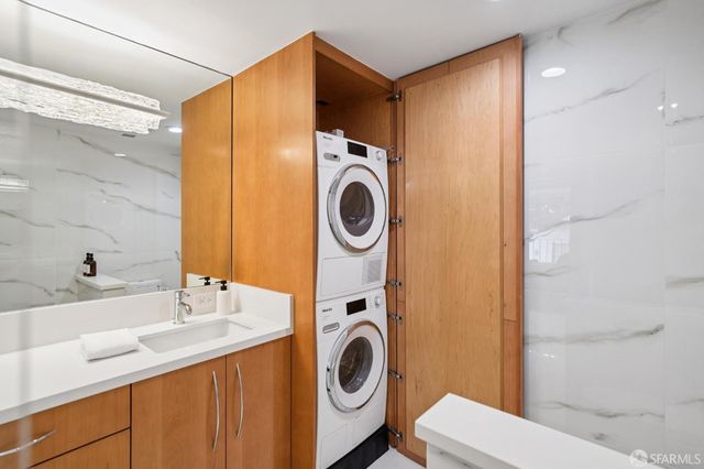 1333 JONES Street 406, San Francisco, CA 94109
