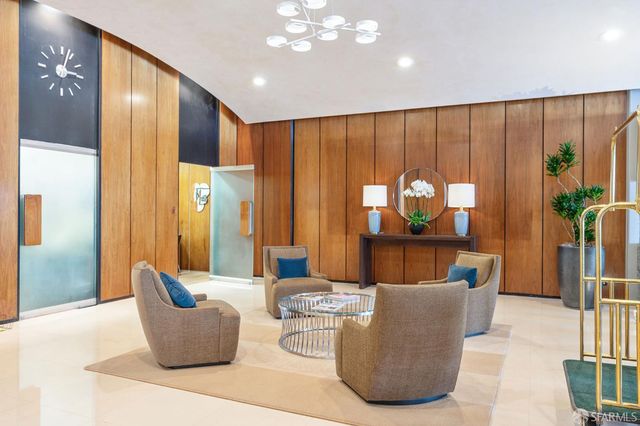 1333 JONES Street 406, San Francisco, CA 94109