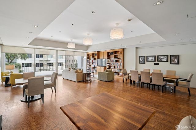1333 JONES Street 406, San Francisco, CA 94109