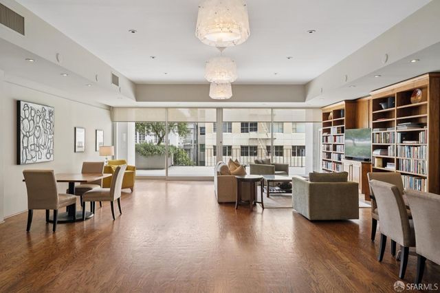 1333 JONES Street 406, San Francisco, CA 94109