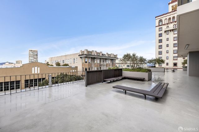 1333 JONES Street 406, San Francisco, CA 94109