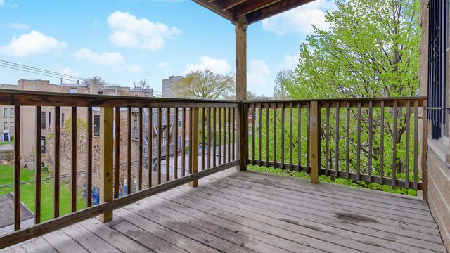 4918 S Saint Lawrence Avenue 3, Chicago, IL 60615