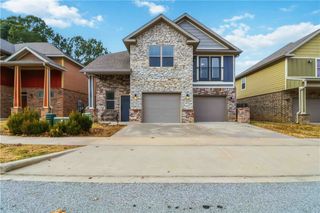 1299 N Sicily Lane, Fayetteville, AR 72704