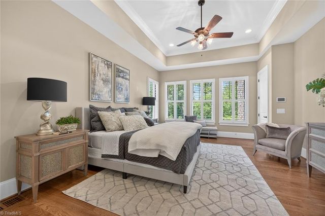 7955 Valley View Drive, Clemmons, NC 27012