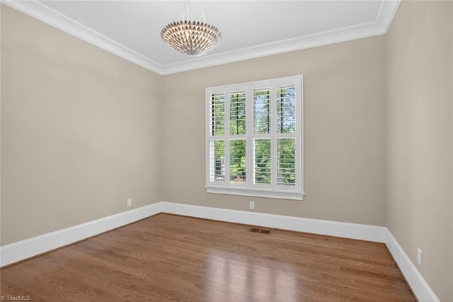 7955 Valley View Drive, Clemmons, NC 27012