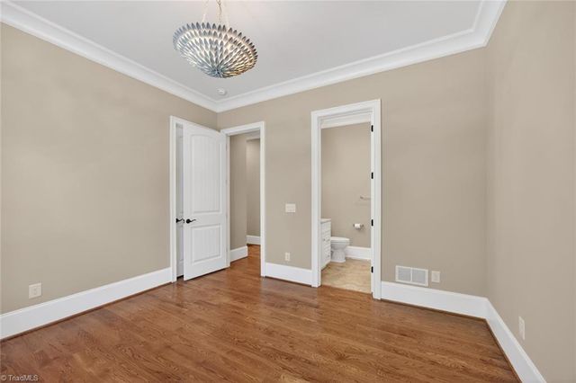 7955 Valley View Drive, Clemmons, NC 27012