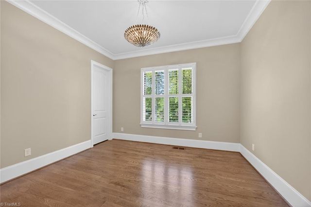 7955 Valley View Drive, Clemmons, NC 27012