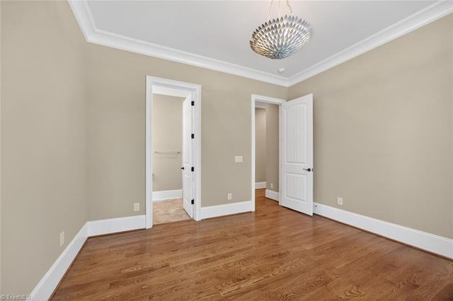 7955 Valley View Drive, Clemmons, NC 27012