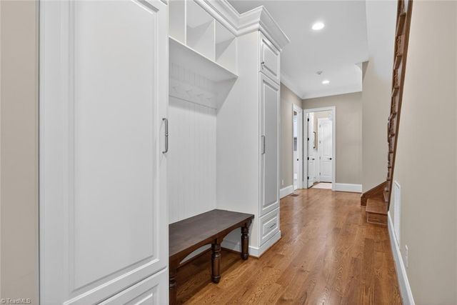 7955 Valley View Drive, Clemmons, NC 27012