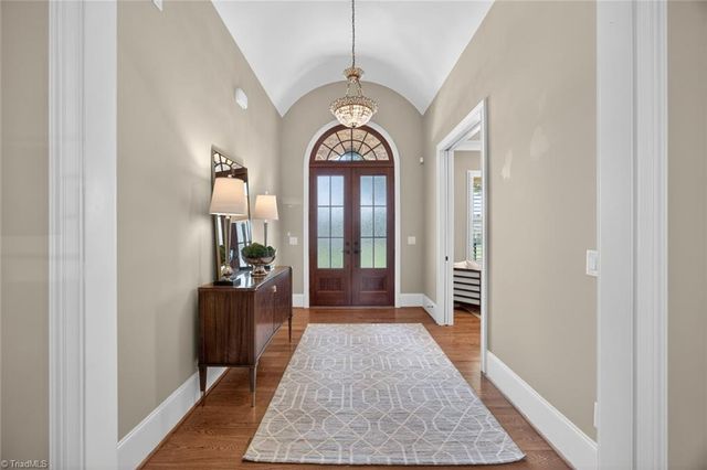 7955 Valley View Drive, Clemmons, NC 27012