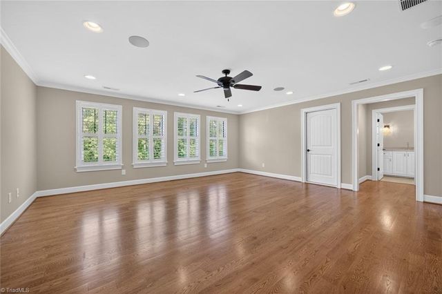 7955 Valley View Drive, Clemmons, NC 27012