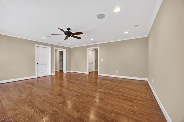 7955 Valley View Drive, Clemmons, NC 27012