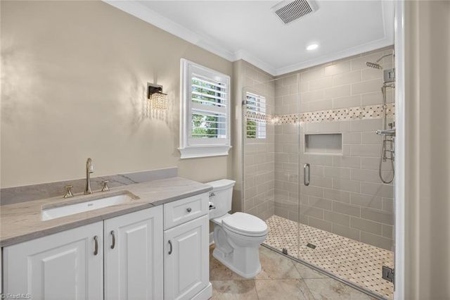 7955 Valley View Drive, Clemmons, NC 27012