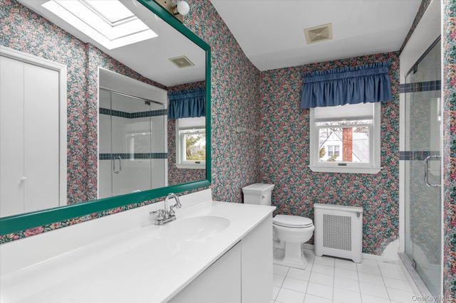 212 Wilton Street, New Hyde Park, NY 11040