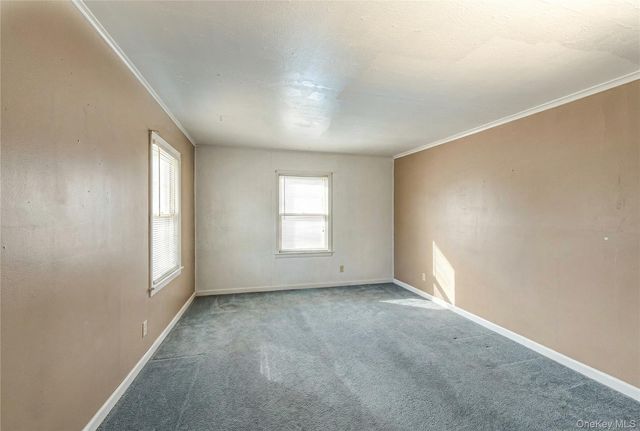 3 Brook Lane, Levittown, NY 11756