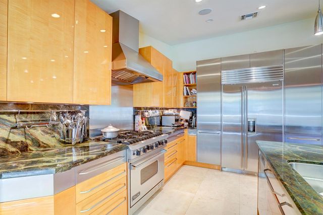 1191 Emerald Drive, Singer Island, FL 33404