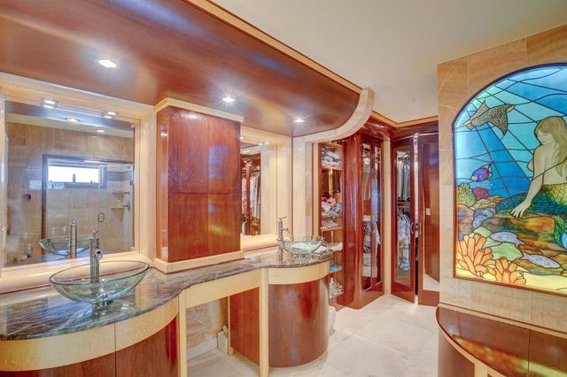 1191 Emerald Drive, Singer Island, FL 33404