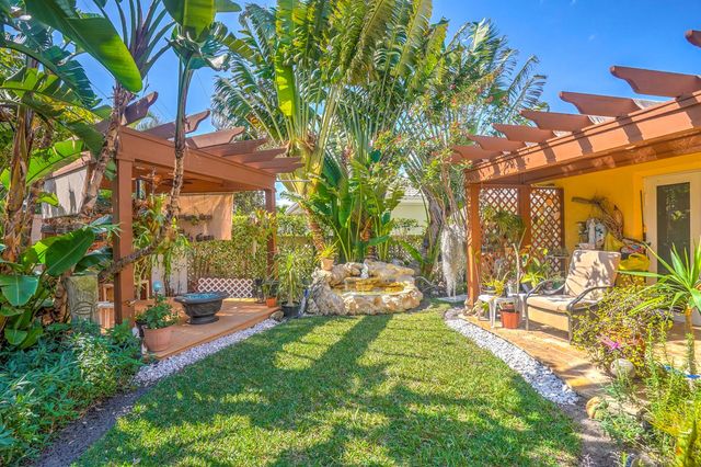 1191 Emerald Drive, Singer Island, FL 33404