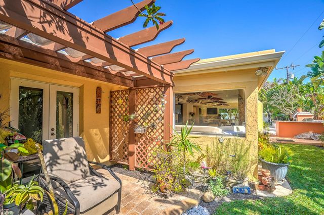 1191 Emerald Drive, Singer Island, FL 33404