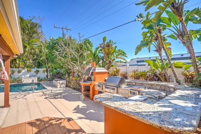 1191 Emerald Drive, Singer Island, FL 33404